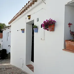 https://apt-jardin-de-mucho.es-andalucia.com